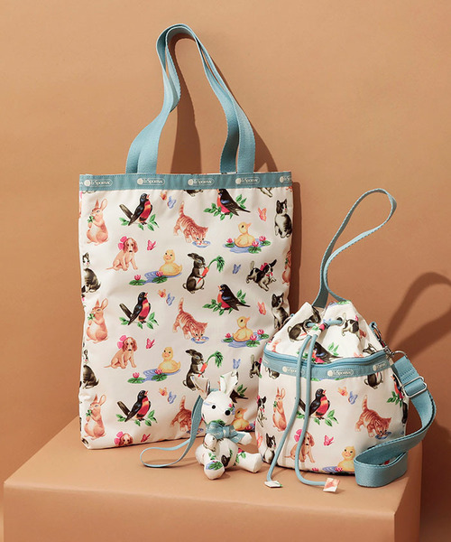 LeSportsac（レスポートサック）の「DRAWSTRING BUCKET BAG ストーリー