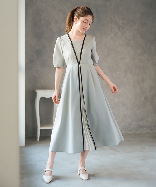 2026春夏新作 フロントプリーツ配色ワンピース（ワンピース）｜MISCH