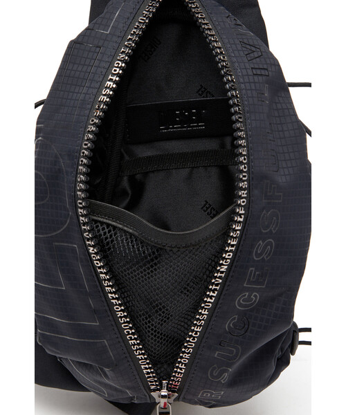 メンズ ボディーバッグ（ボディバッグ/ウエストポーチ）｜DIESEL