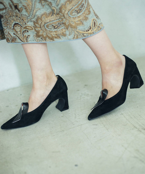 Ameri（アメリ）の「MIZUBIKI RIBBON PUMPS（パンプス）」 - WEAR