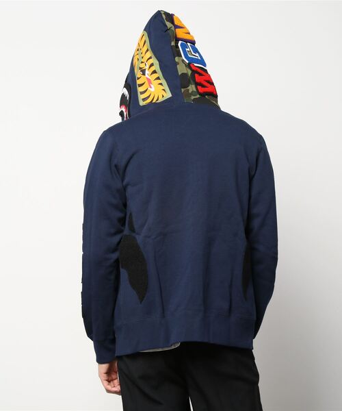A BATHING APE（アベイシングエイプ）の「DETACHABLE SHARK FULL ZIP