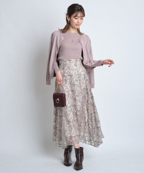 Apuweiser-riche（アプワイザーリッシェ）の「チュールエンブロイ