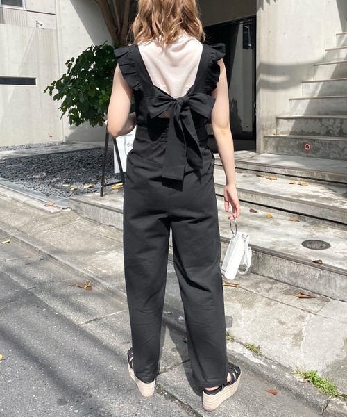 OLIVE des OLIVE（オリーブデオリーブ）の「フリルサロペット