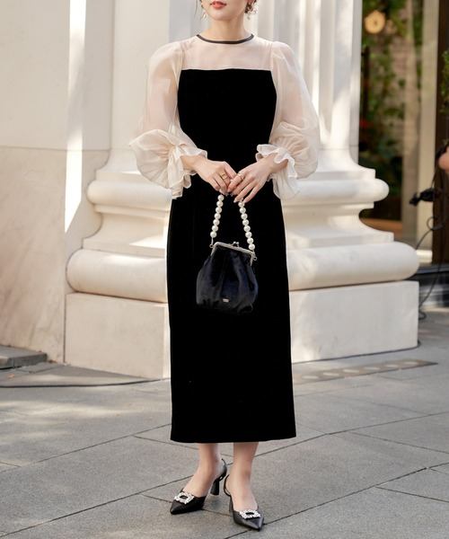 Chico（チコ）の「【2サイズ展開】配色シースルータイトロングドレス