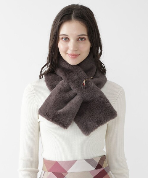 BLUE LABEL CRESTBRIDGE（ブルーレーベルクレストブリッジ）の