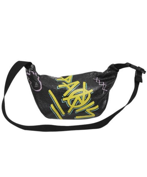 ブランド古着】グラフィックプリントレザーウエストバッグ（ボディ