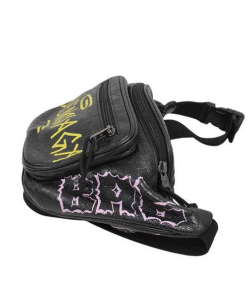 ブランド古着】グラフィックプリントレザーウエストバッグ（ボディ