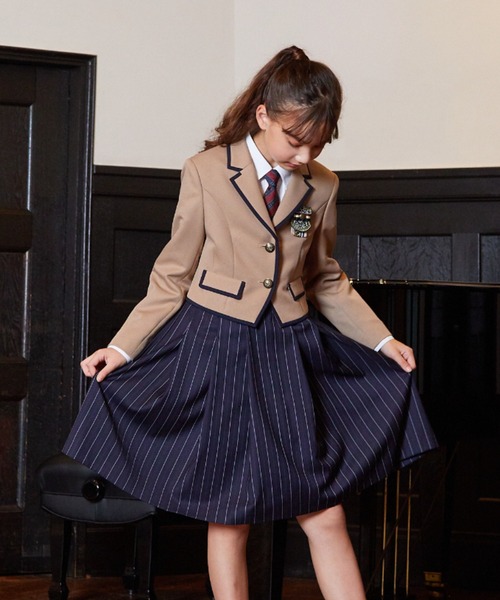 ELLE en noir（エルアンノアール）の「プレッピージャンパースカート