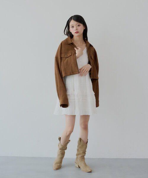 Chico（チコ）の「【WEB限定/REVIVAL】胸ロゴショート丈スエードジップ