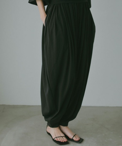 再々販売 / ZOZO限定カラー】ウエストギャザーバルーンカットパンツ