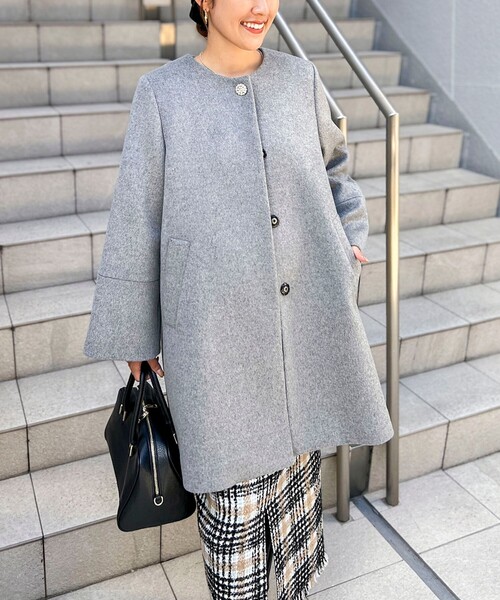 NOLLEY'S（ノーリーズ）の「カシミヤ混ビジューブローチ付きコート