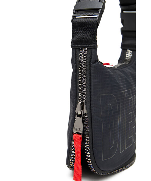DIESEL（ディーゼル）の「メンズ ショルダーバッグ ZIP-D SHOULDER BAG