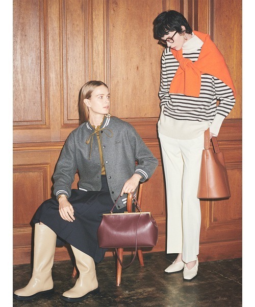 Mila Owen（ミラオーウェン）の「メルトンスタジャン（スタジャン