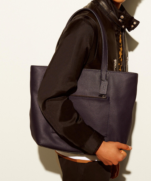 COACH（コーチ）の「メトロポリタン ソフト トート ペブル レザー