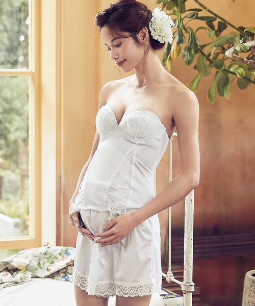 マタニティブライダルインナー 4点セット《ビスチェ/ペチパンツ/パッド