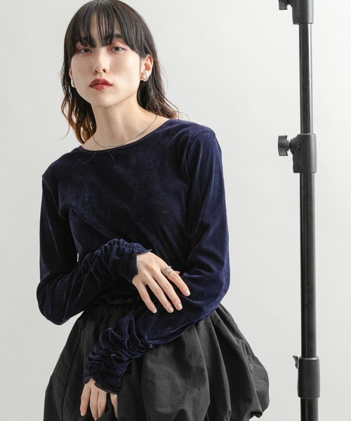 KBF（ケイビーエフ）の「シアーベロアシャーリングスリーブトップス（T