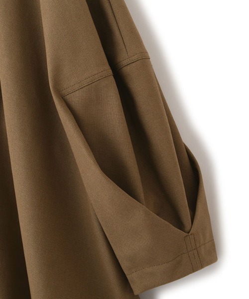 ETRE TOKYO（エトレトウキョウ）の「ボリュームスリーブオックス