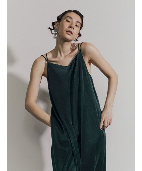 CRYSTAL PLEATS AIO / クリスタルプリーツオールインワン（つなぎ