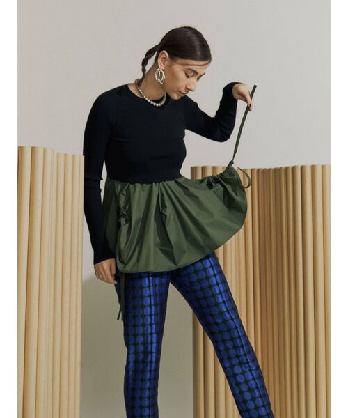 UN3D.（アンスリード）の「ウェーブラインギャザーキャミソール