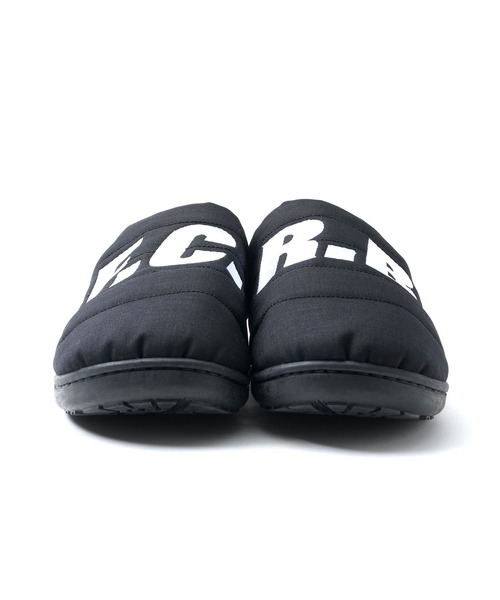 F.C.Real Bristol（エフシーレアルブリストル）の「SUBU F.C.R.B.