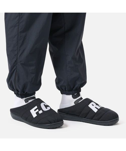 F.C.Real Bristol（エフシーレアルブリストル）の「SUBU F.C.R.B.