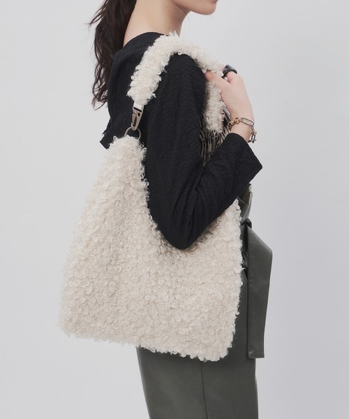 musubore（ムスボレ）の「クレーンファーバッグ（ハンドバッグ）」 - WEAR