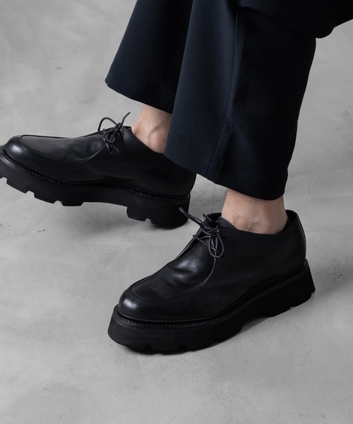 ATTACHMENT（アタッチメント）の「カウレザー チロリアンシューズ