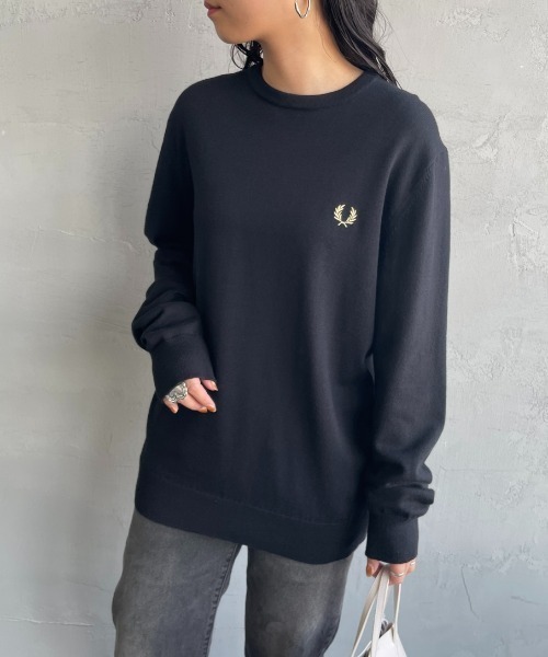 FRED PERRY/フレッドペリー] ワンポイントロゴ刺繍 クルーネックニット