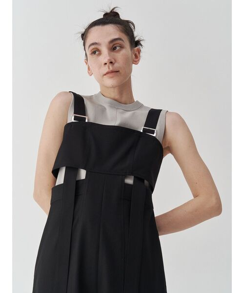 UN3D.（アンスリード）の「DROOP SHOULDER AIO / ドループショルダー