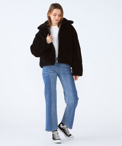 Calvin Klein（カルバン・クライン）の「バックモノグラム シェルパ