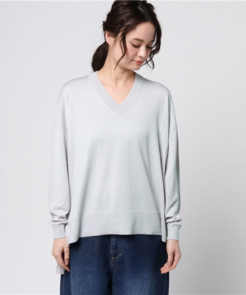 ENFOLD（エンフォルド）の「シルクコットンVネックスリットTOP（ニット