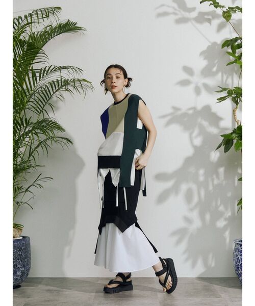 UN3D.（アンスリード）の「メッシュミックスニットベスト（ベスト