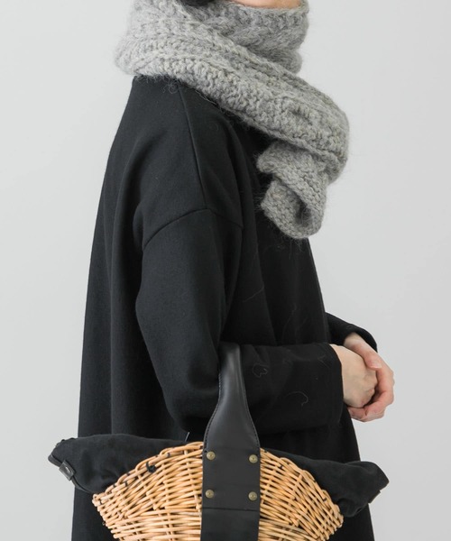 かぐれ（カグレ）の「スリアルパカウールマフラー（マフラー）」 - WEAR