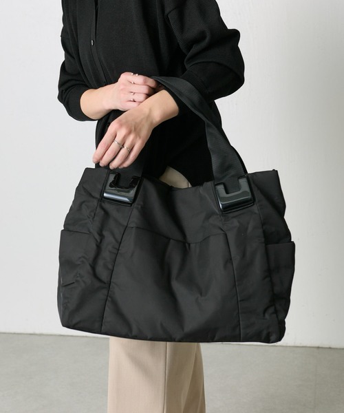 WEB限定カラーあり》ショルダー付き/樹脂パーツトートバッグLサイズ