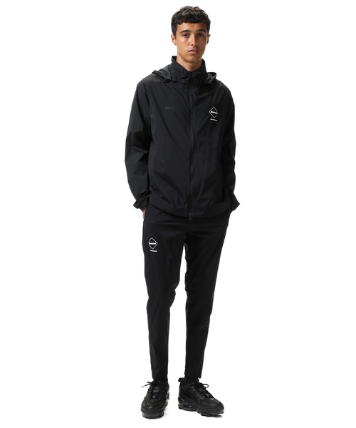 F.C.Real Bristol（エフシーレアルブリストル）の「STRETCH LIGHT