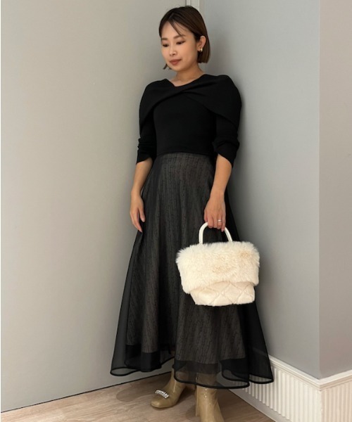 CELFORD（セルフォード）の「ケープ付きドッキングニットワンピース