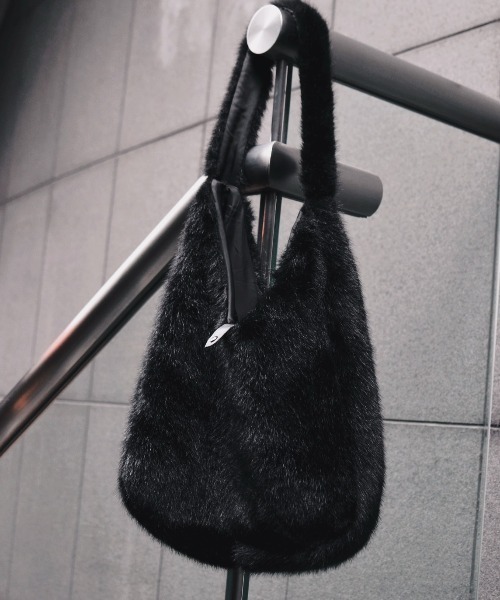 セール】GEN_DAI/ゲンダイ/ FAKE FUR BAG（ショルダーバッグ