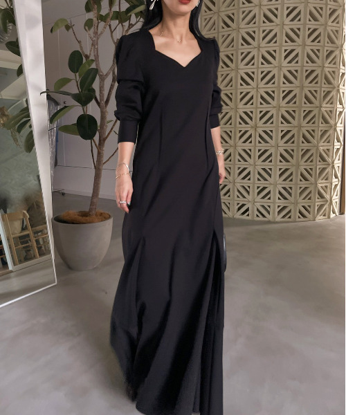 Ameri（アメリ）の「PENTAGON NECK FOLD HEM DRESS（ワンピース）」 - WEAR