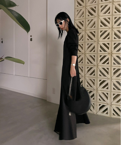 Ameri（アメリ）の「PENTAGON NECK FOLD HEM DRESS（ワンピース）」 - WEAR