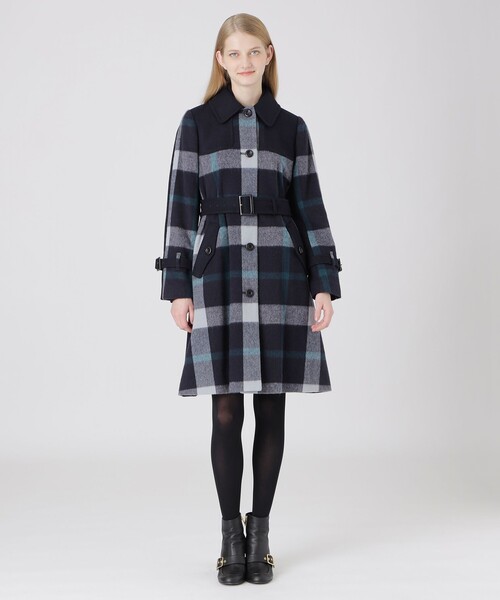 BLUE LABEL CRESTBRIDGE（ブルーレーベルクレストブリッジ）の