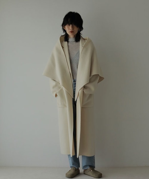 ETRE TOKYO（エトレトウキョウ）の「リバーストールロングコート