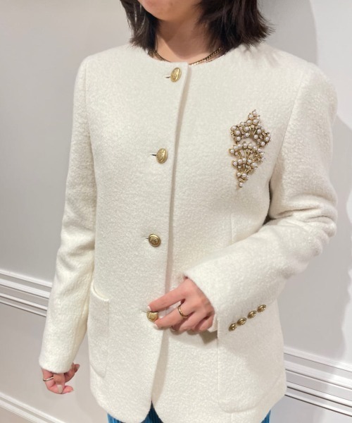 allureville（アルアバイル）の「シープパイルノーカラージャケット