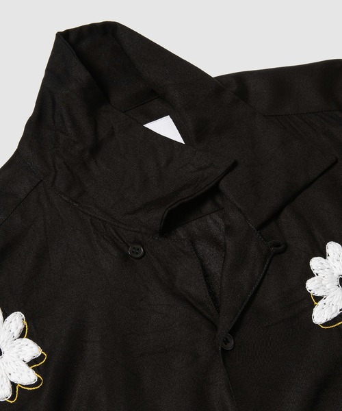 NOMA t.d.（ノーマティーディー）の「Floral Hand Embroidery Shirt