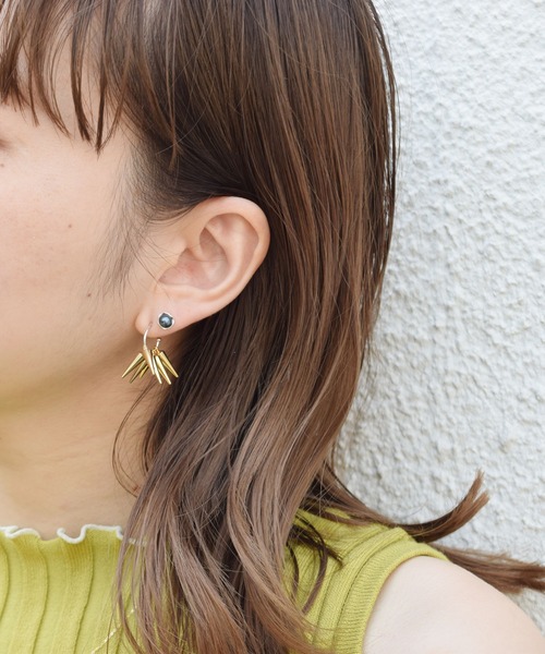 e.m.（イーエム）の「ブラックパールピアス（ピアス（片耳用））」 - WEAR