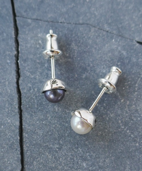 e.m.（イーエム）の「ブラックパールピアス（ピアス（片耳用））」 - WEAR