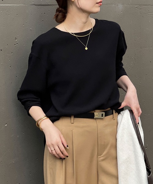 ジャケットやカーデのインナーに！】バックスリットブラウスT（シャツ