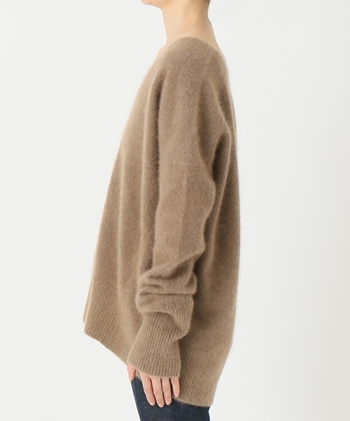 Deuxieme Classe（ドゥーズィエムクラス）の「FUWAシャギーVネックプル