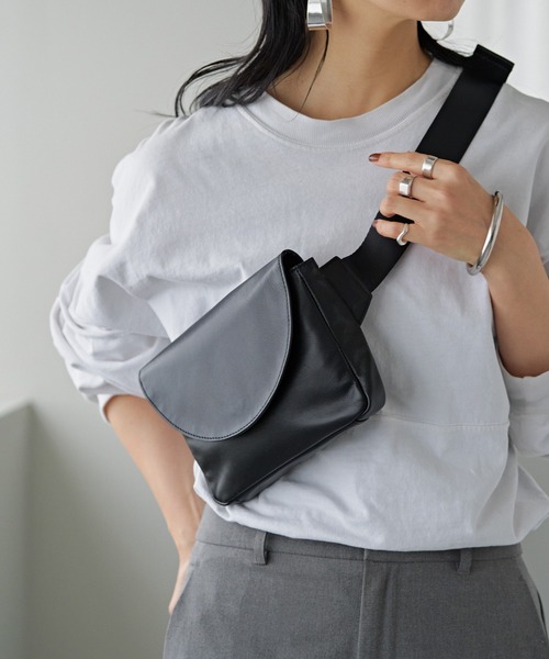 russet（ラシット）の「【きれいめカジュアルに】ソフトレザーボディ