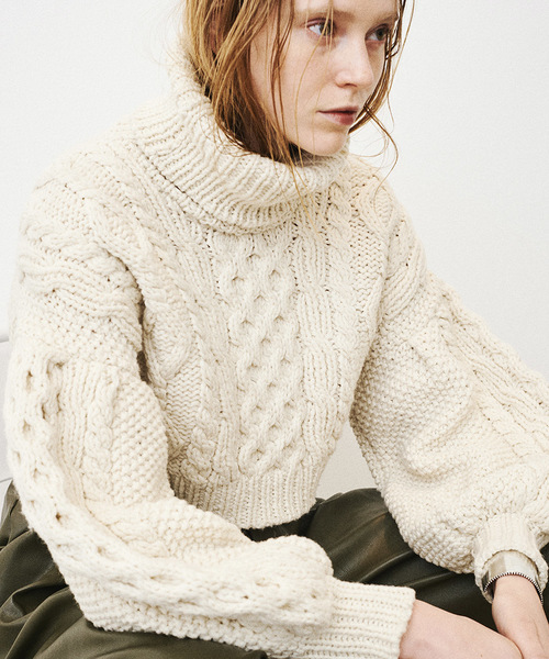 CLANE（クラネ）の「【CLANE】HAND CABLE SHORT KNIT TOPS 15106-2121