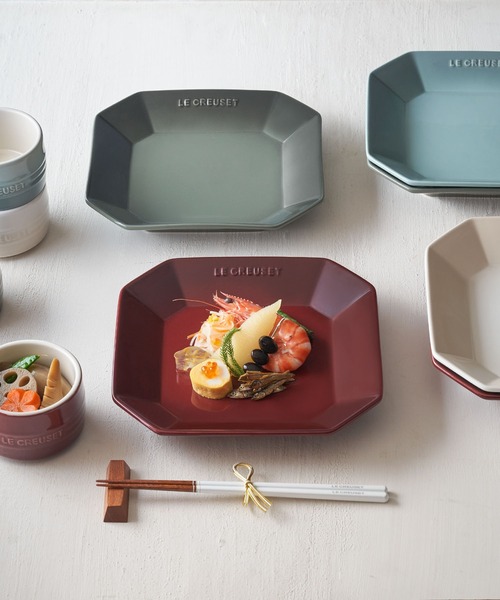 Le Creuset（ルクルーゼ）の「オクタゴン・スクエア・プレート 22cm